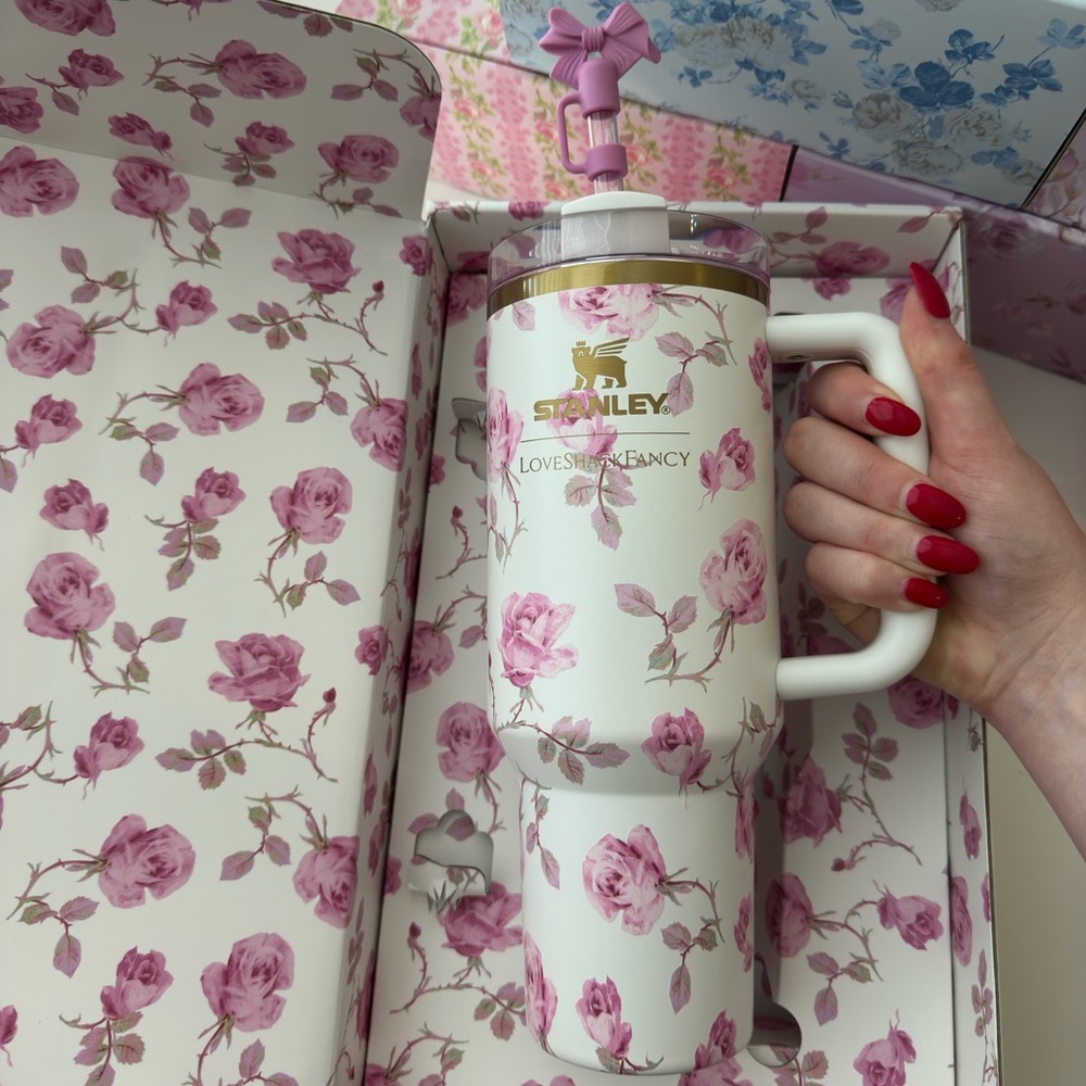 🌸Love Shack Fancy Stanley Quencher 40oz🌸